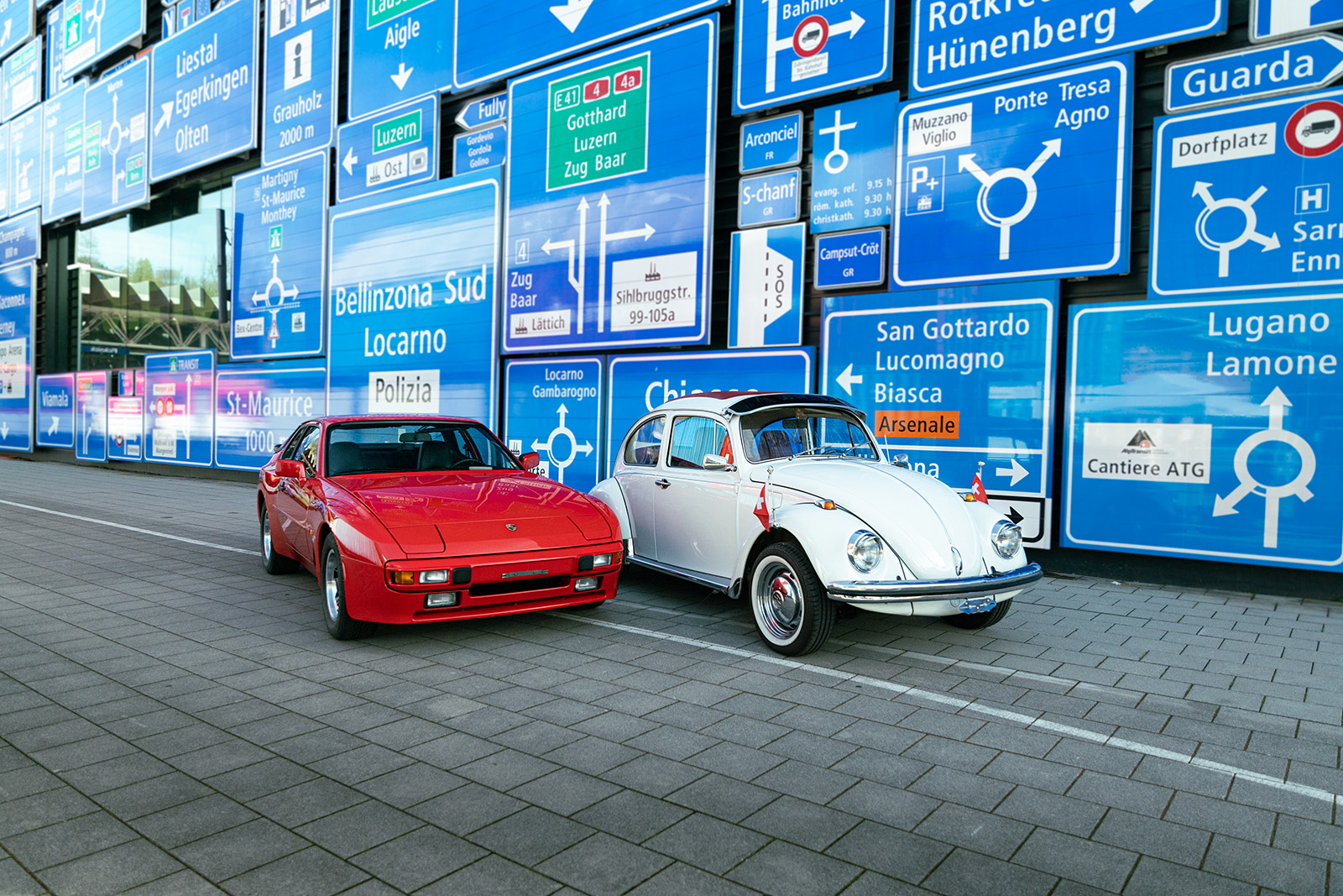Old cars for young people, Porsche und Käfer